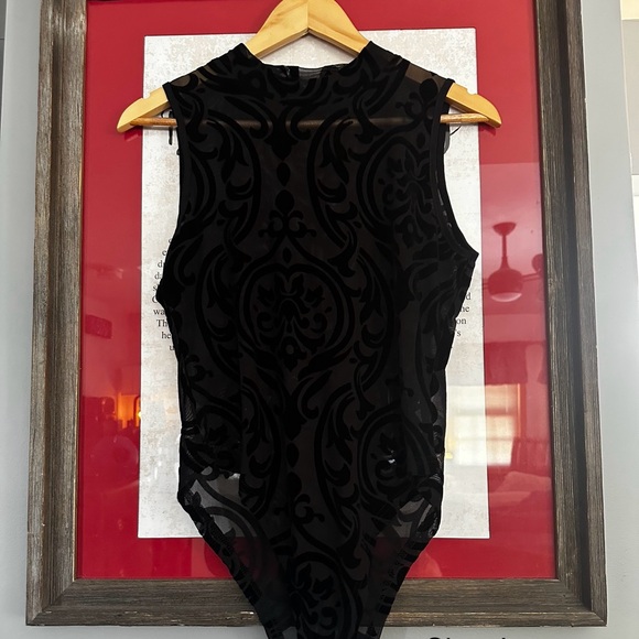 Tops - Black Sleeveless Bodysuit with Pattern